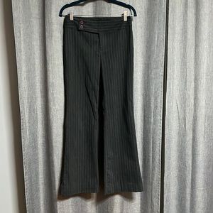 Ellemenno gray pinstripe pants, size 3